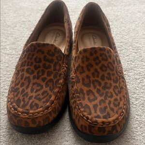 Clarks Brown Leopard Pattern Loafers NWOT